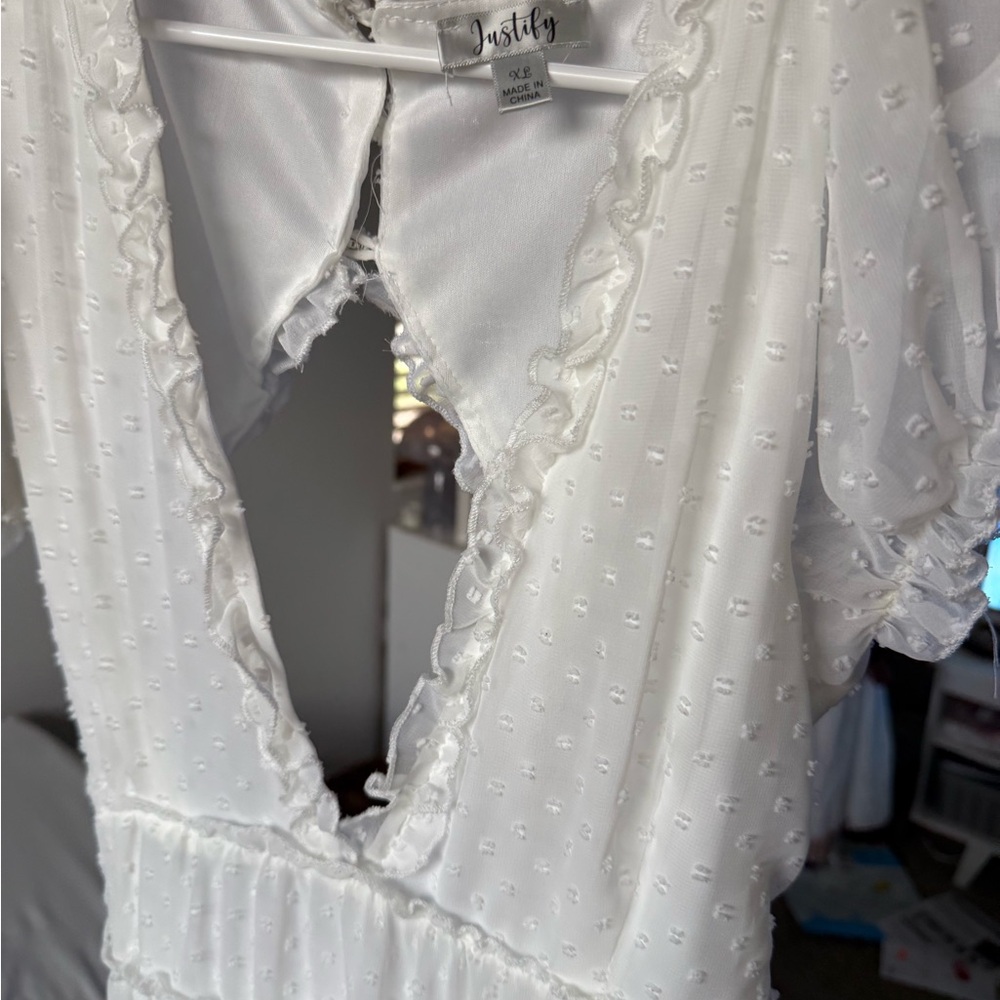 Justify Ivory Ruffled Dress - Picture 6 of 6